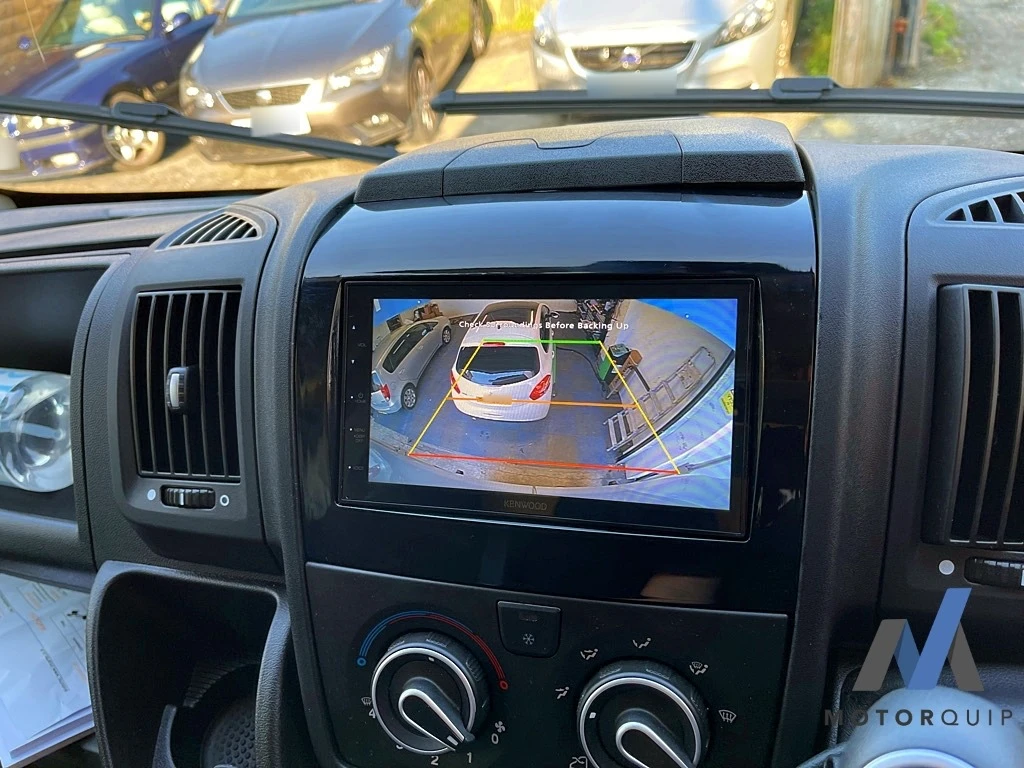 Motorquip reversing-camera installation 1